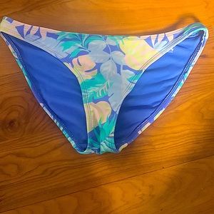 Juniors bathing suit bottoms